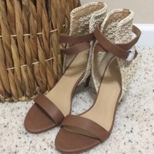 🆕 Joe’s Jeans Elegant Brown Strappy Women's Sandals! 💥